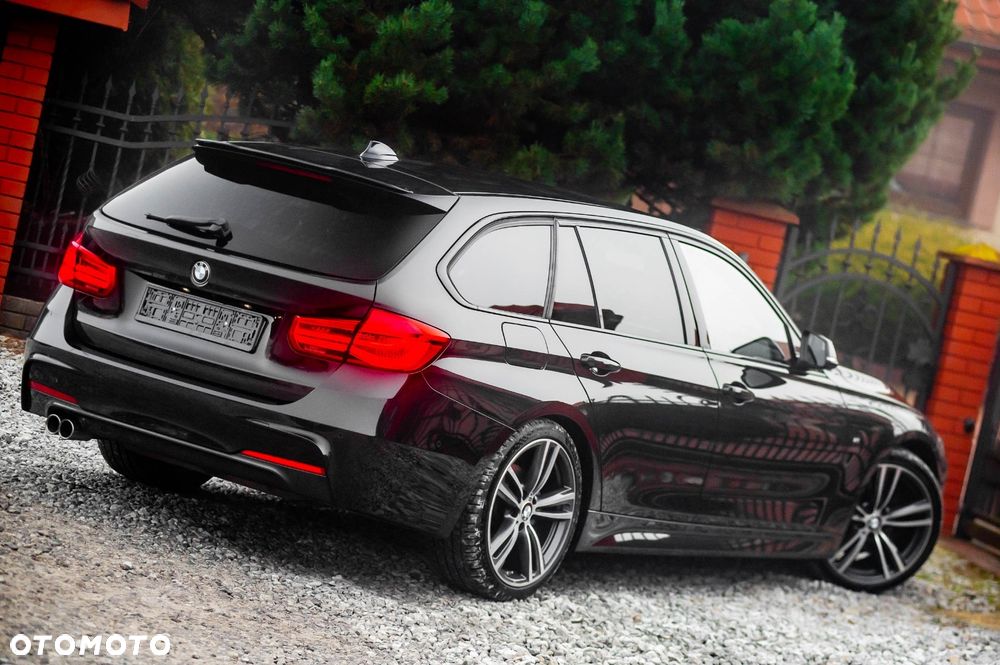 BMW Seria 3 330i xDrive Edition M Sport Shadow - 8