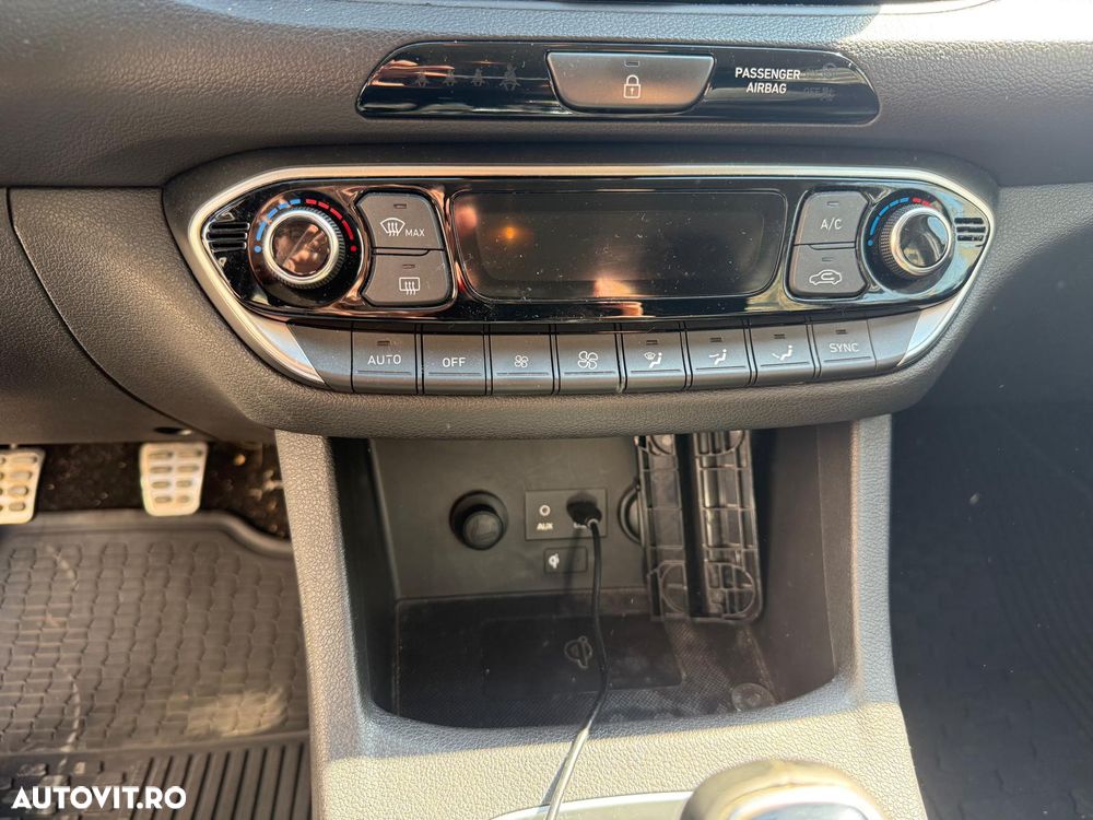 Hyundai i30 - 12
