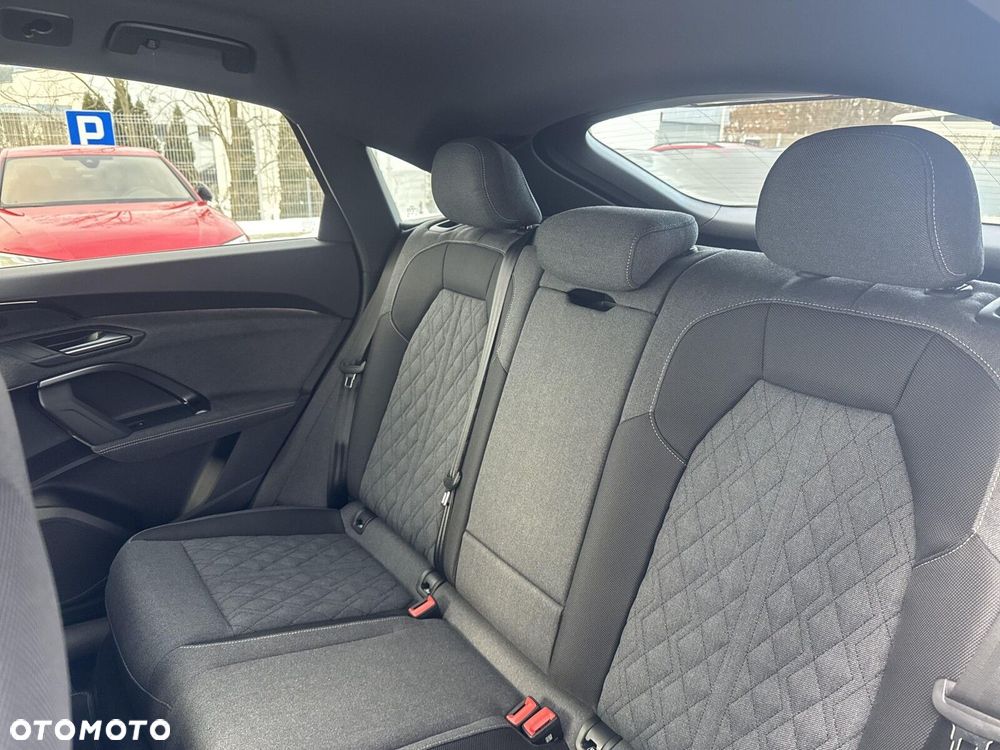 Audi Q5 Sportback - 17