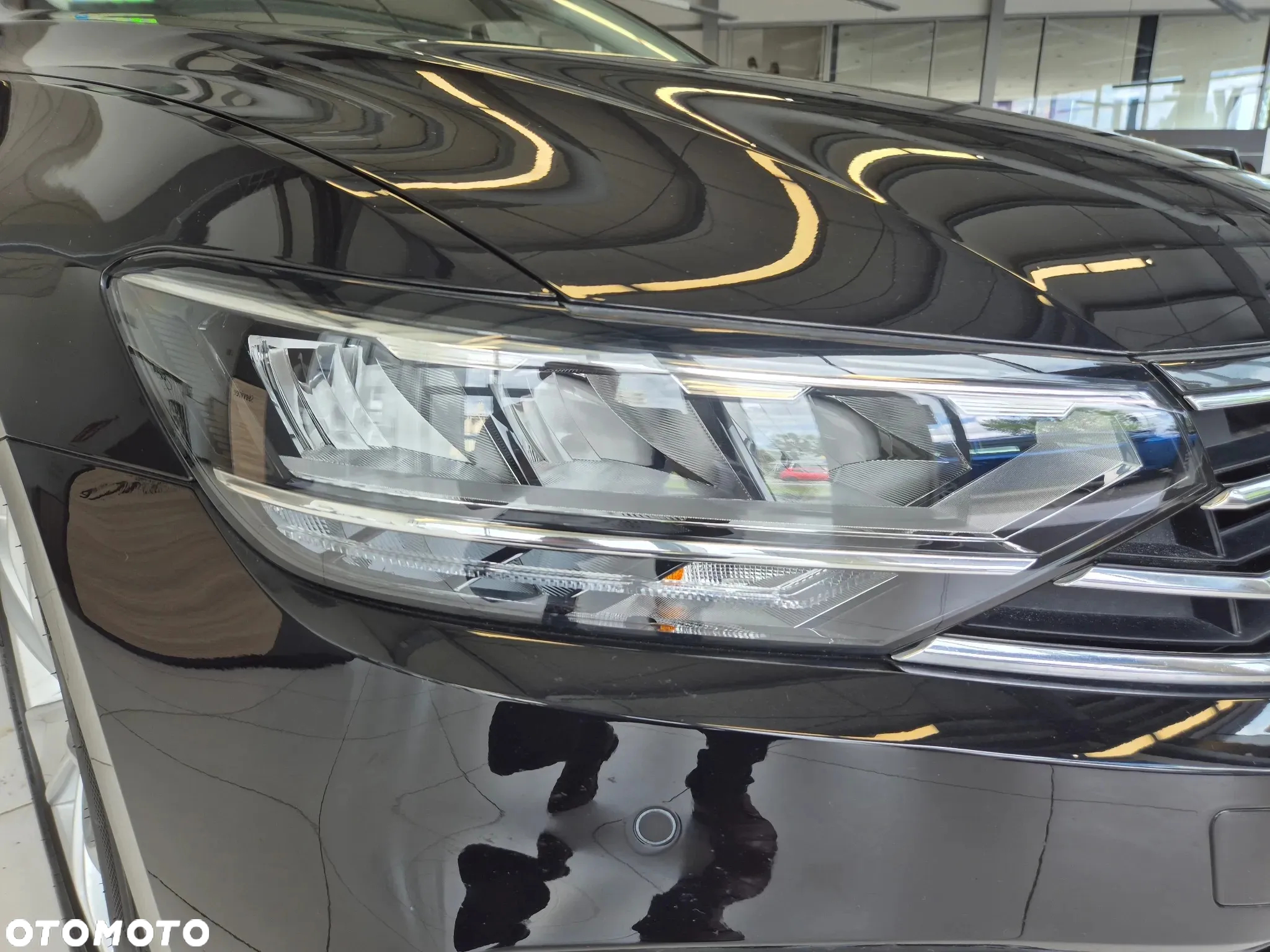 Volkswagen Passat 2.0 TSI Business DSG - 9