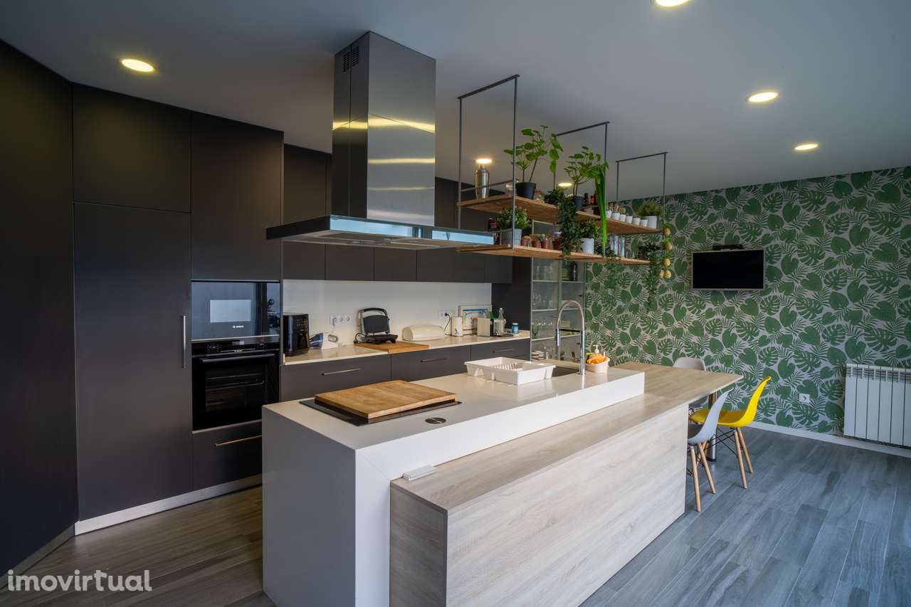 Moradia T4 no centro de Viana do Castelo | 234 m² - Grande imagem: 5/9