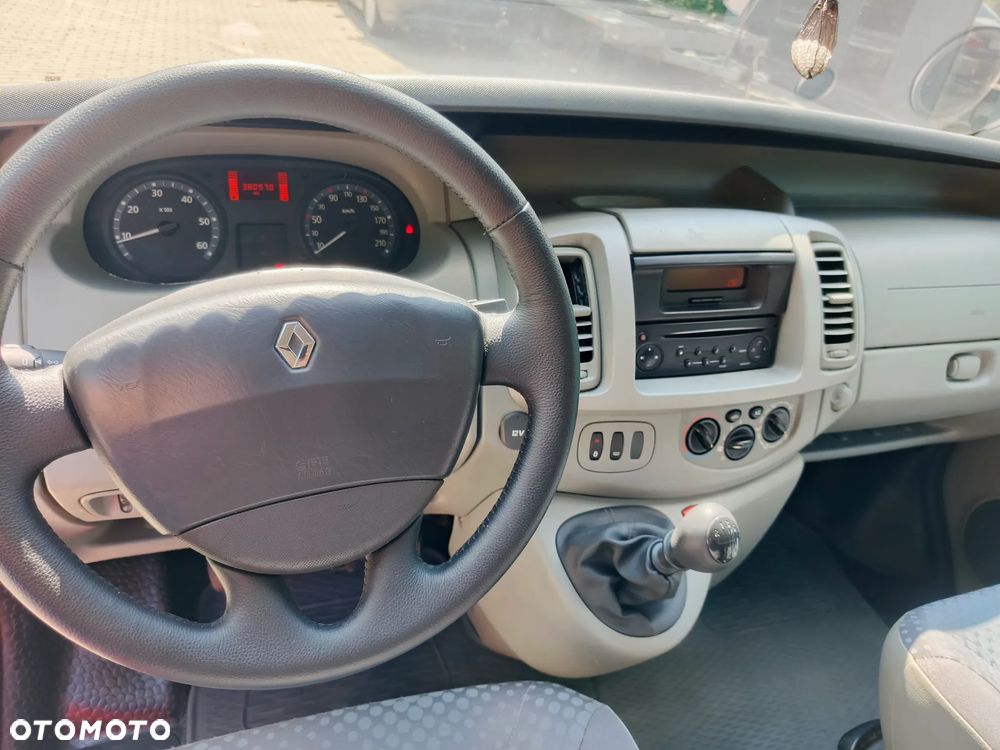 Renault Trafic L1H1 Passenger Lux - 22