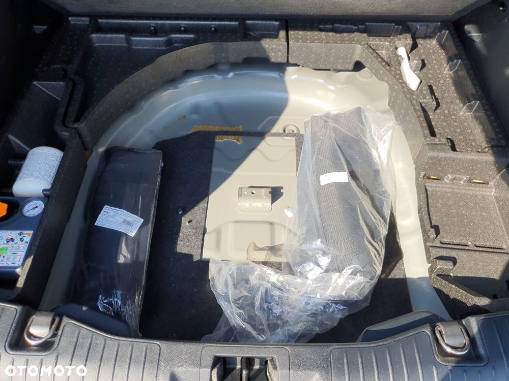 Ford Kuga 1.5 EcoBoost FWD Trend - 29