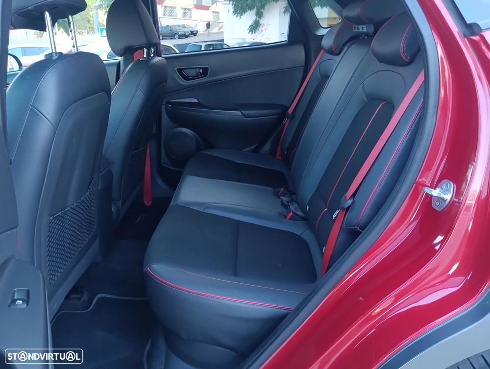 Hyundai Kauai 1.0 T-GDi Premium Pele/Tec.Vermelho - 17
