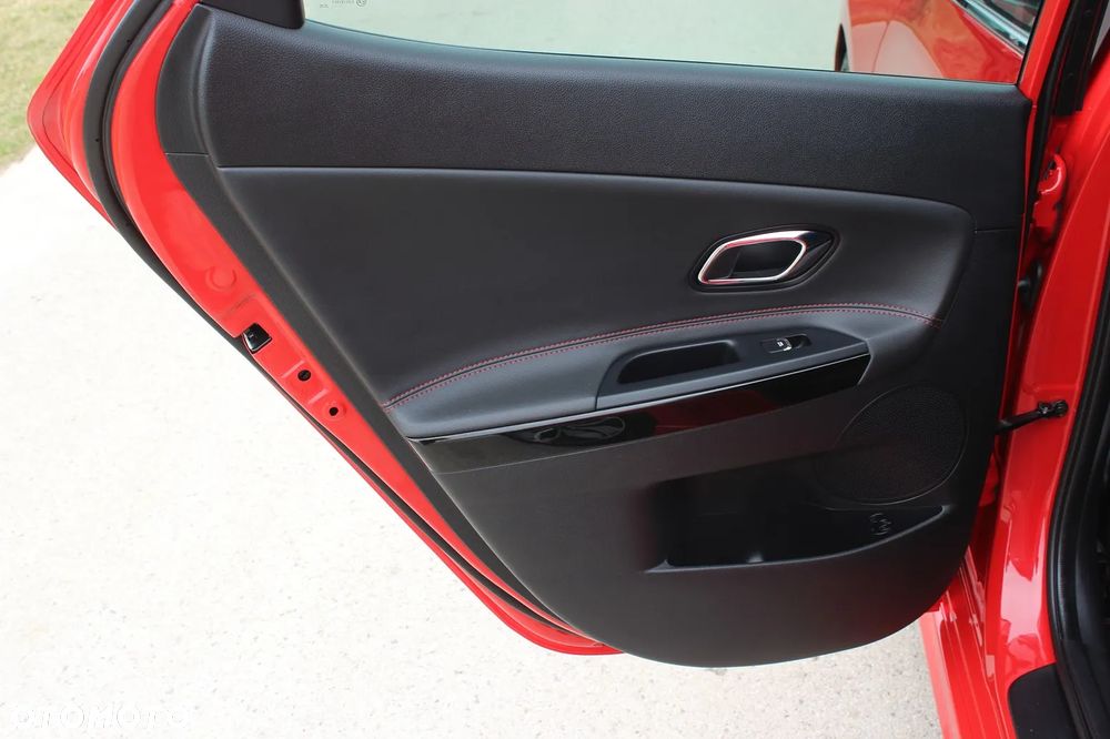 Kia Ceed 1.6 T-GDI GT-Challenge - 34