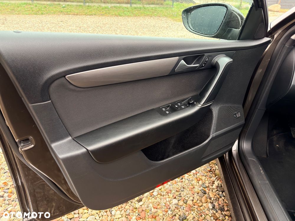 Volkswagen Passat 1.4 TSI Comfortline BlueMotion Technology - 16