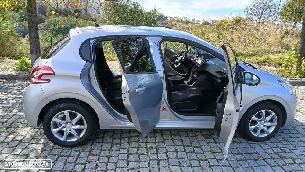 Peugeot 208 1.4 HDi Active - 9