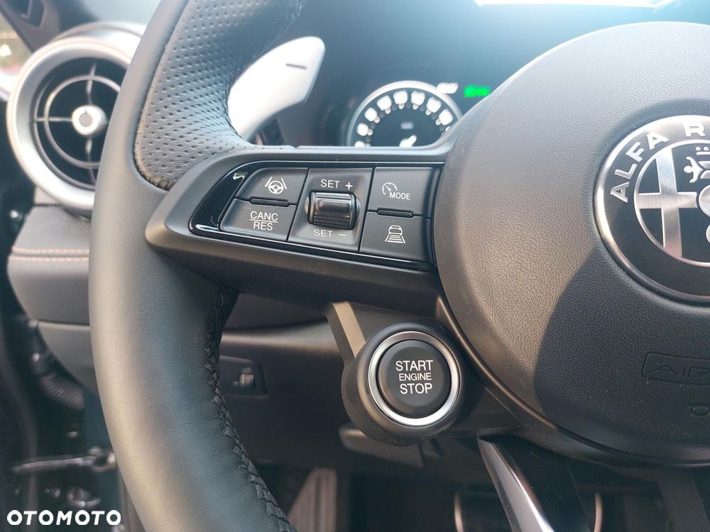 Alfa Romeo Tonale 1.5 T4 GSE mHEV Veloce DCT - 15