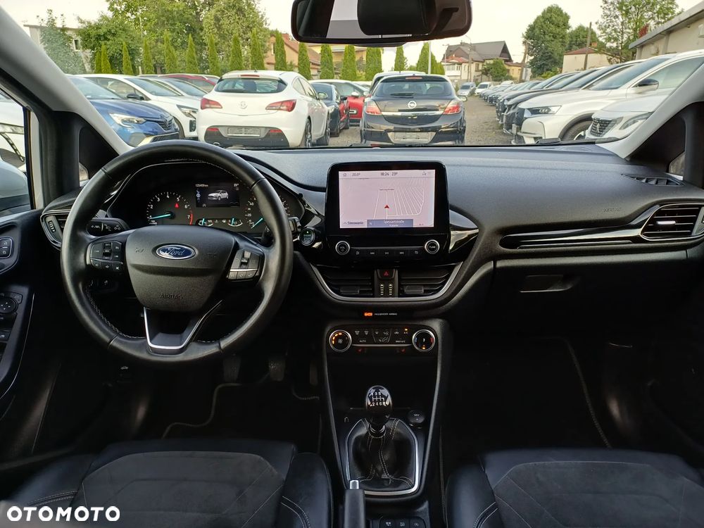 Ford Fiesta 1.0 EcoBoost S&S TITANIUM - 26