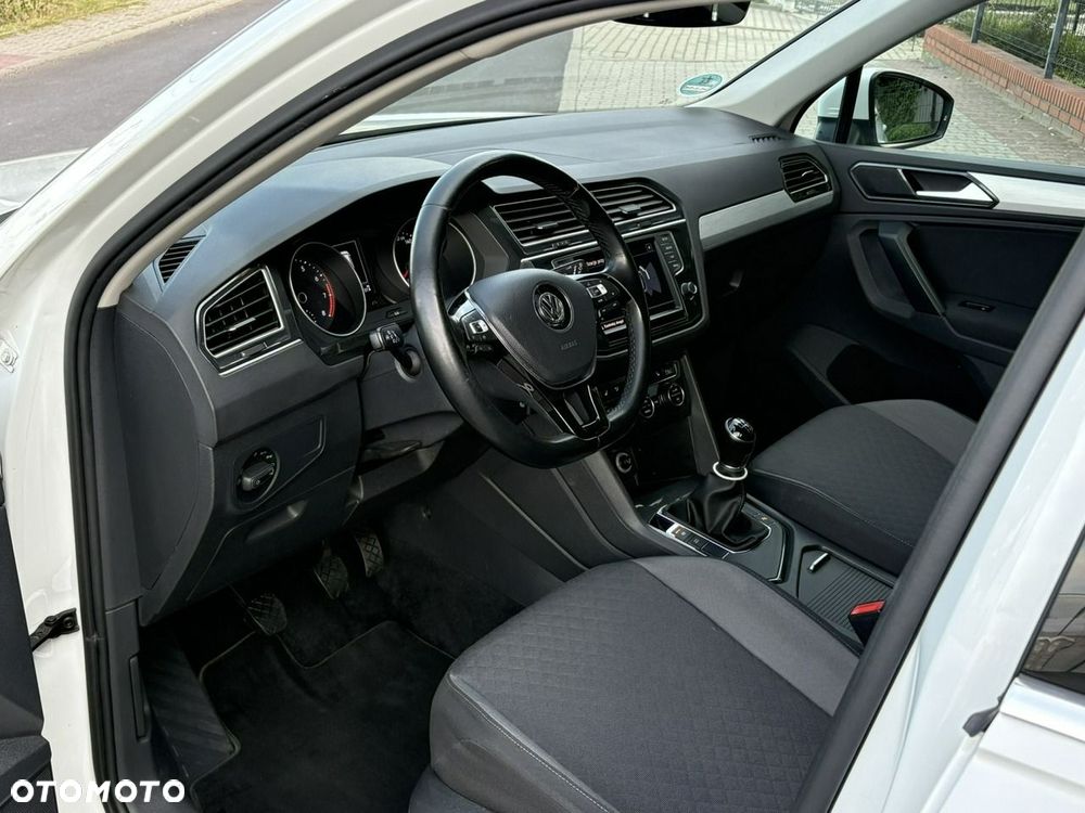 Volkswagen Tiguan 1.4 TSI BMT Comfortline - 10