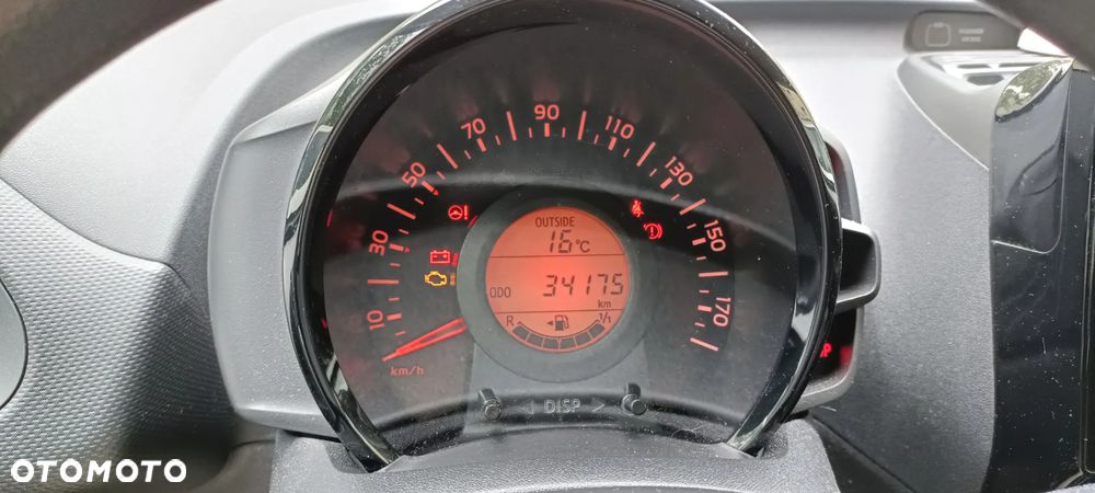 Peugeot 108 - 4