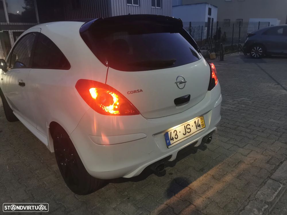 Opel Corsa 1.4 Black Edition - 3