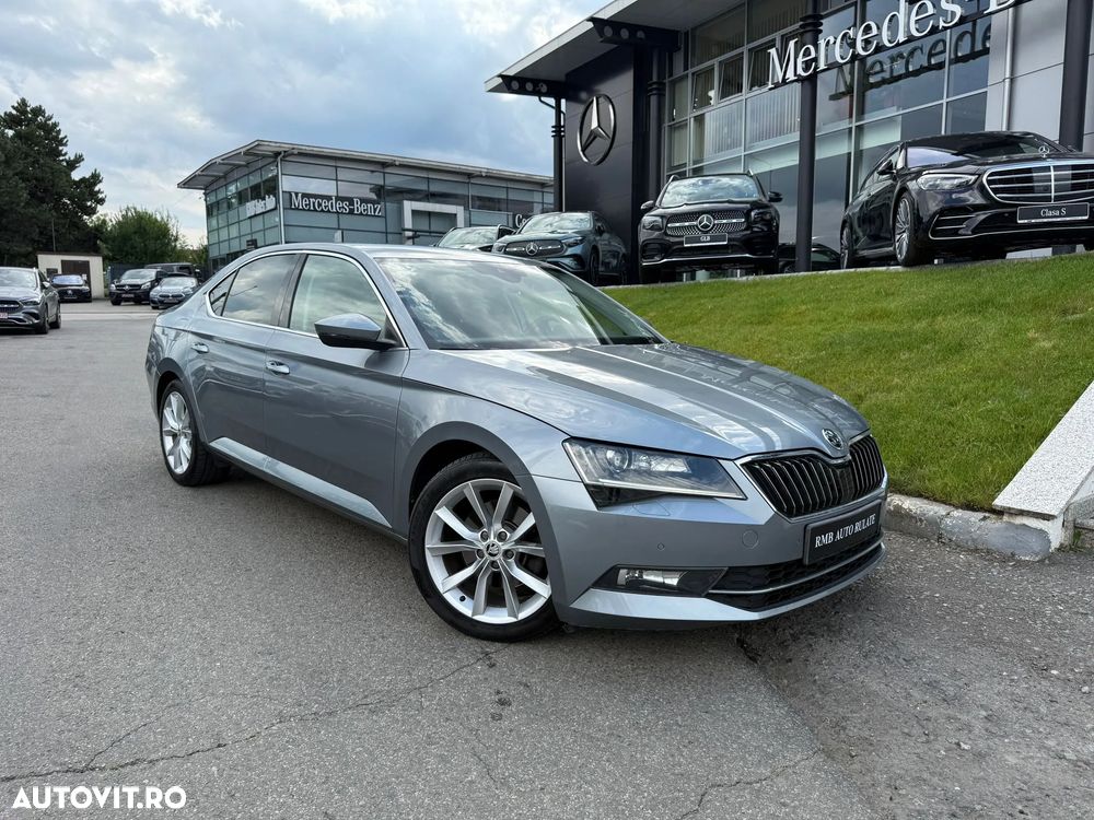Skoda Superb 2.0 TDI DSG Ambition - 4