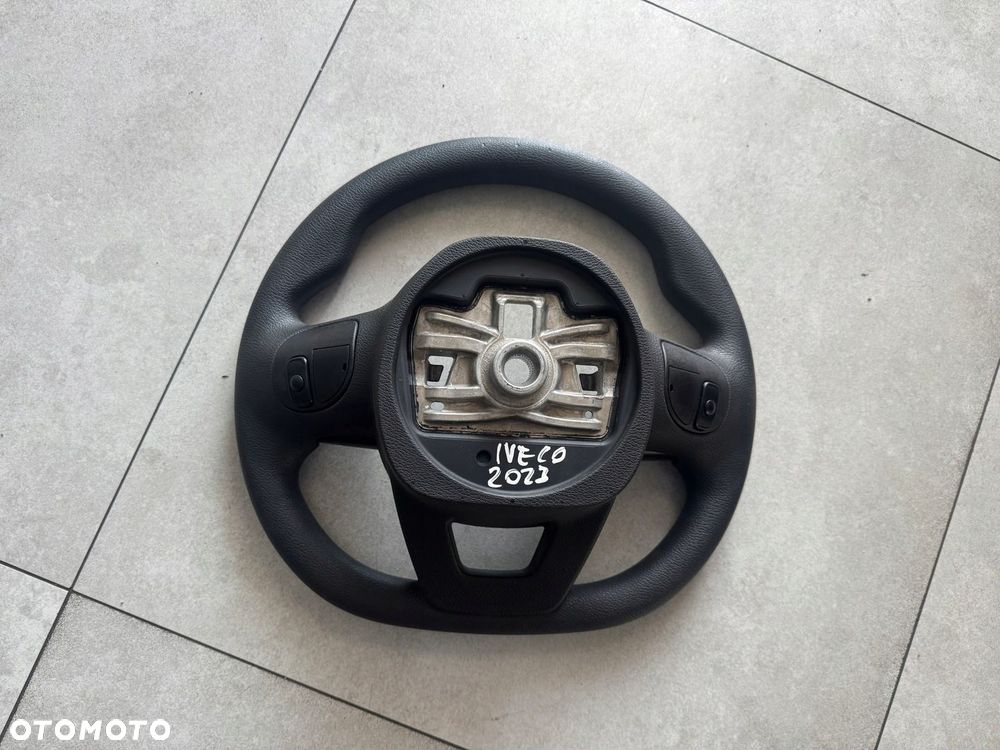 Iveco Daily 50C16 3,0HPI 22-25r kierownica - 3