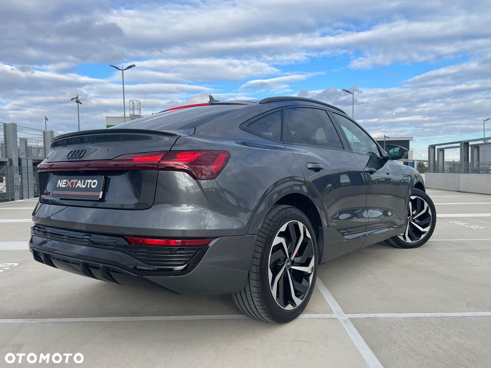 Audi Q8 Sportback e-tron - 9