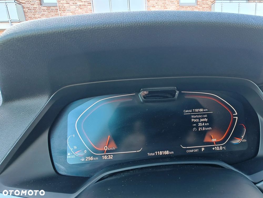 BMW X5 xDrive25d xLine - 21