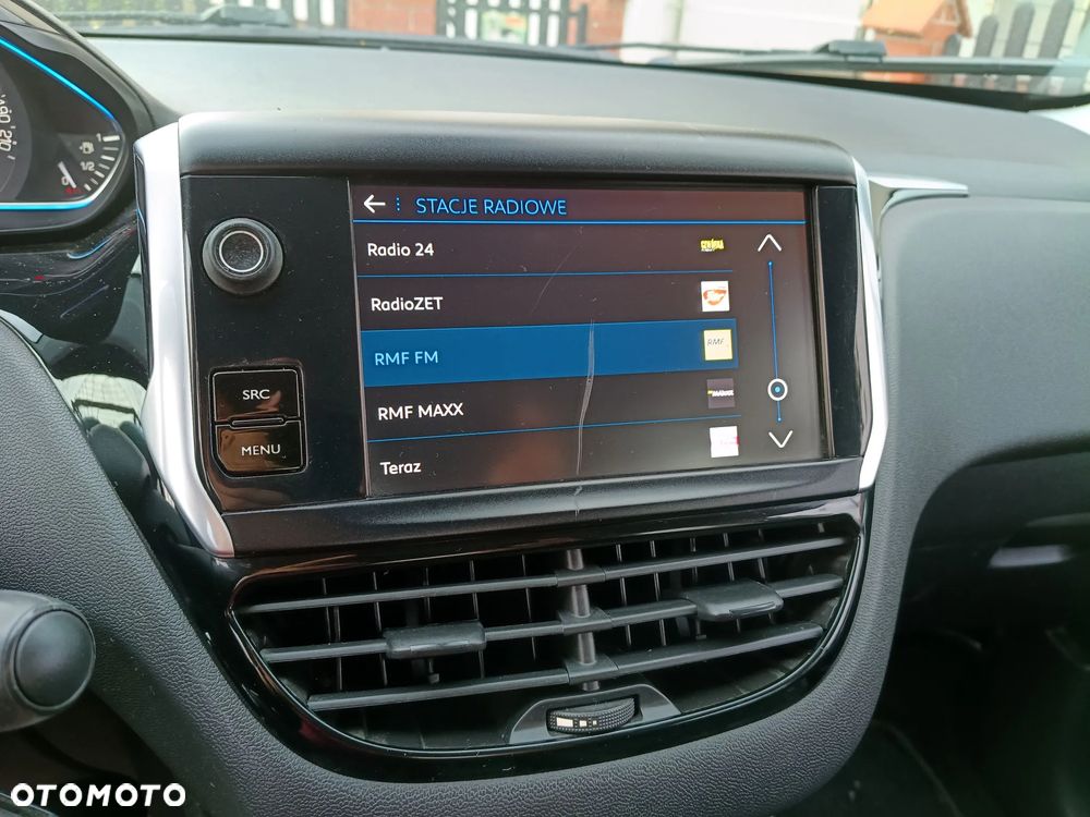 Peugeot 2008 - 11