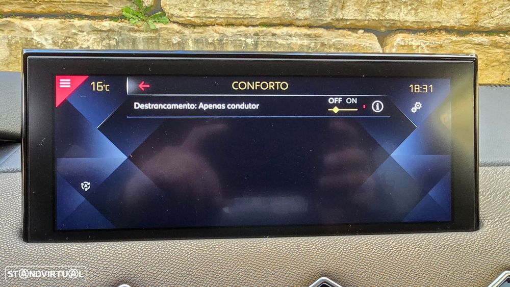 DS DS3 Crossback - 28