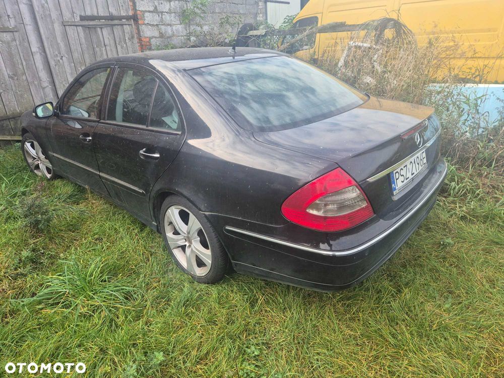 Mercedes-Benz E-Class 2007 photo 3