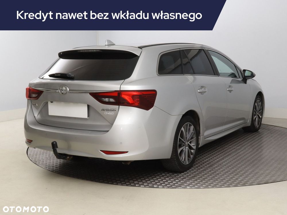 Toyota Avensis - 7