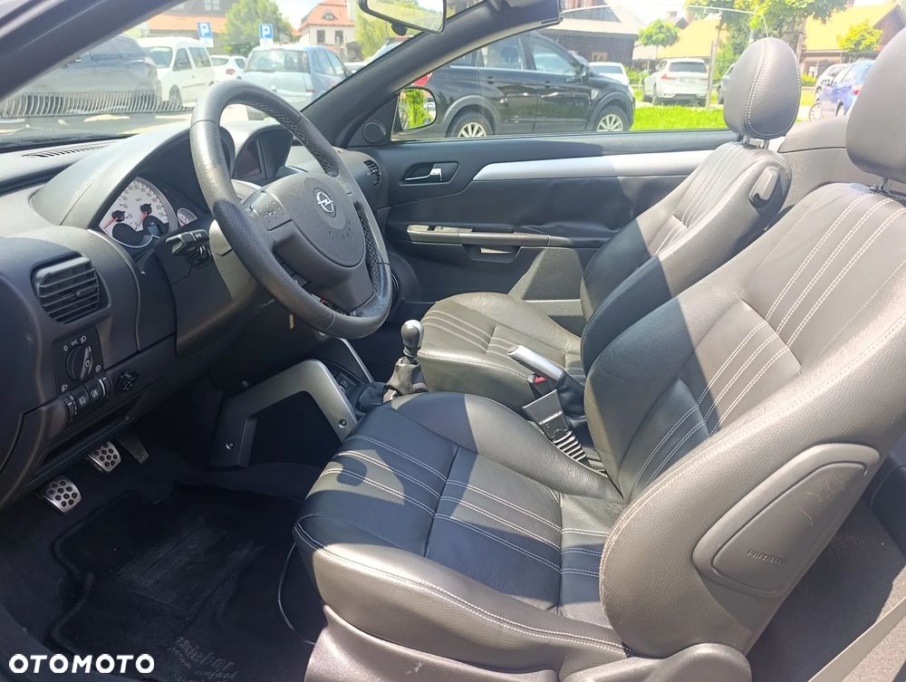 Opel Tigra 1.8 Illusion - 14