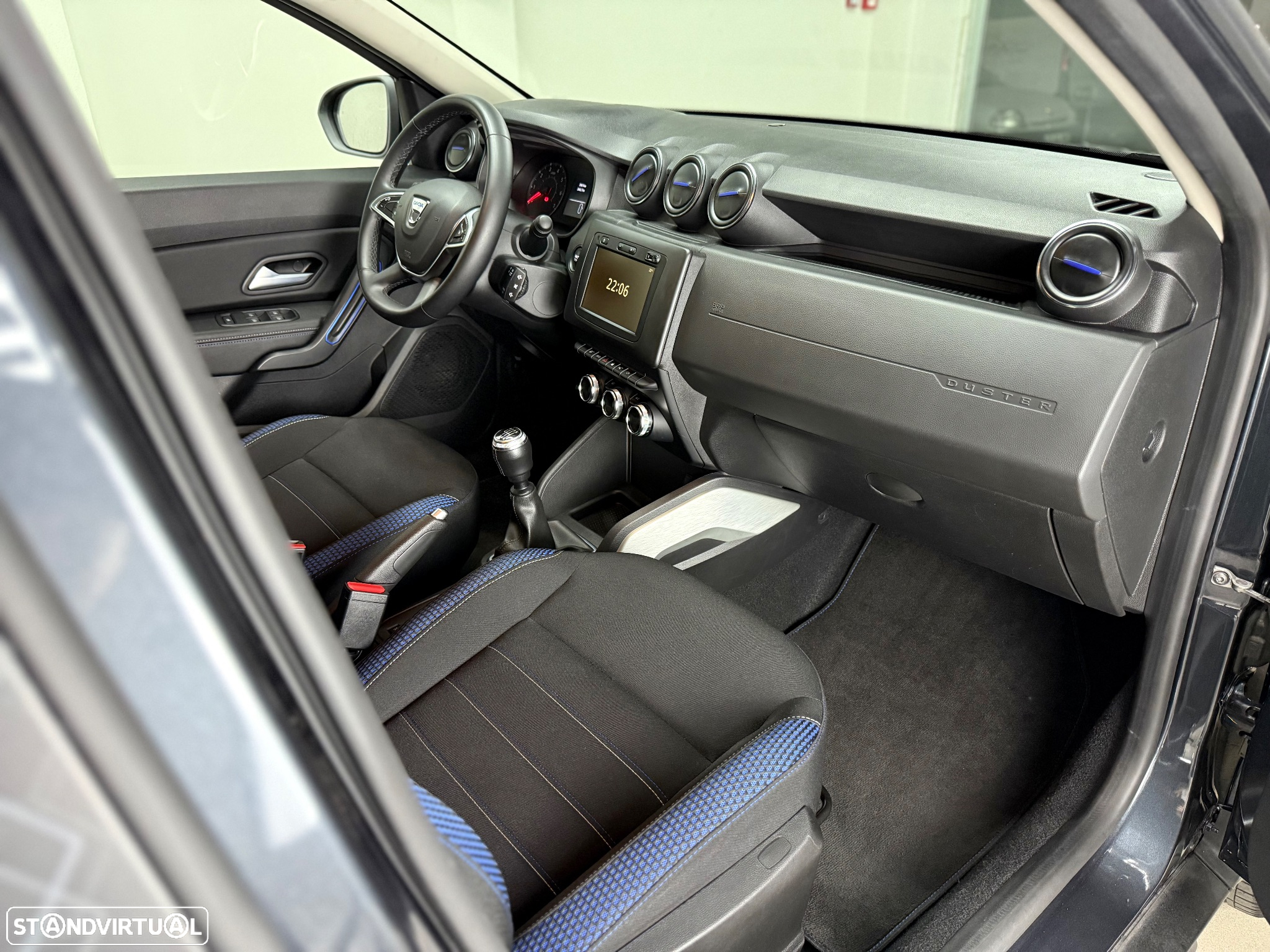 Dacia Duster 1.0 TCe Essential - 27