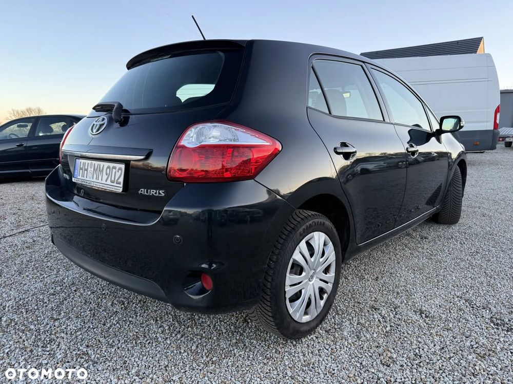 Toyota Auris - 5