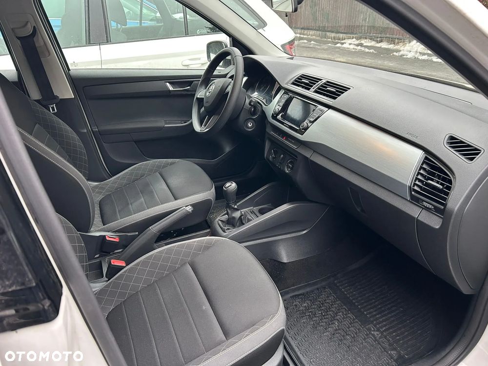 Skoda Fabia 1.0 TSI Ambition - 6