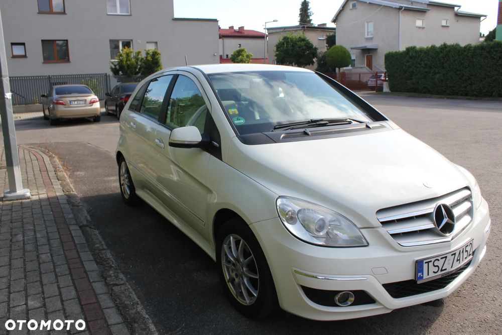 Mercedes-Benz Klasa B 150 BlueEffICIENCY - 28