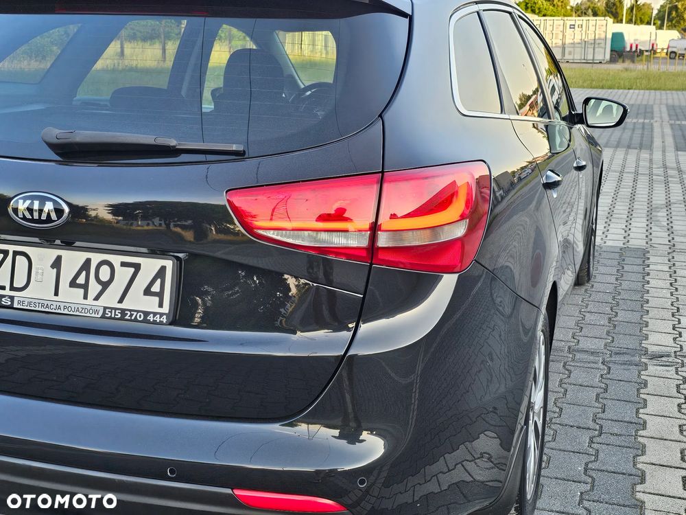 Kia Ceed 1.6 GDI XL DCT - 18