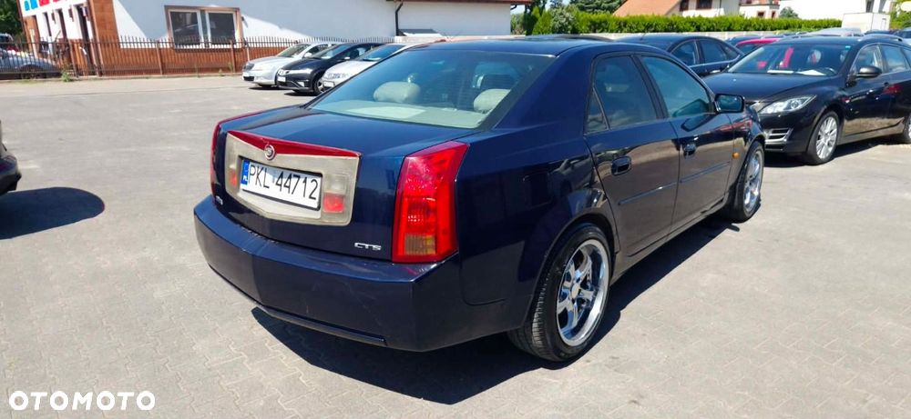 Cadillac CTS - 3