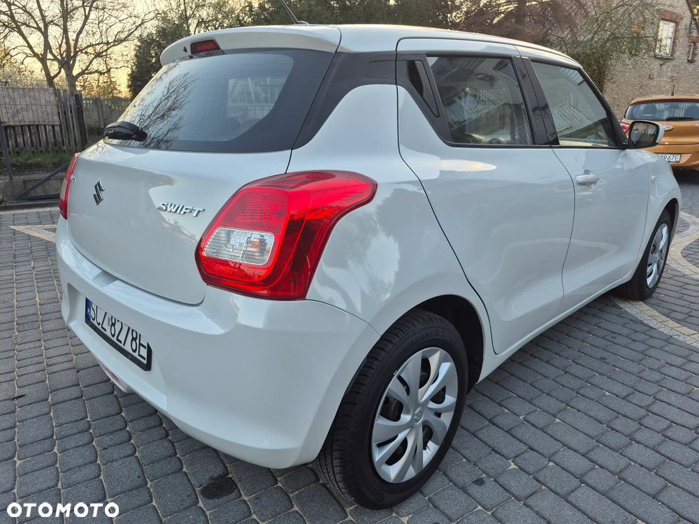Suzuki Swift - 3