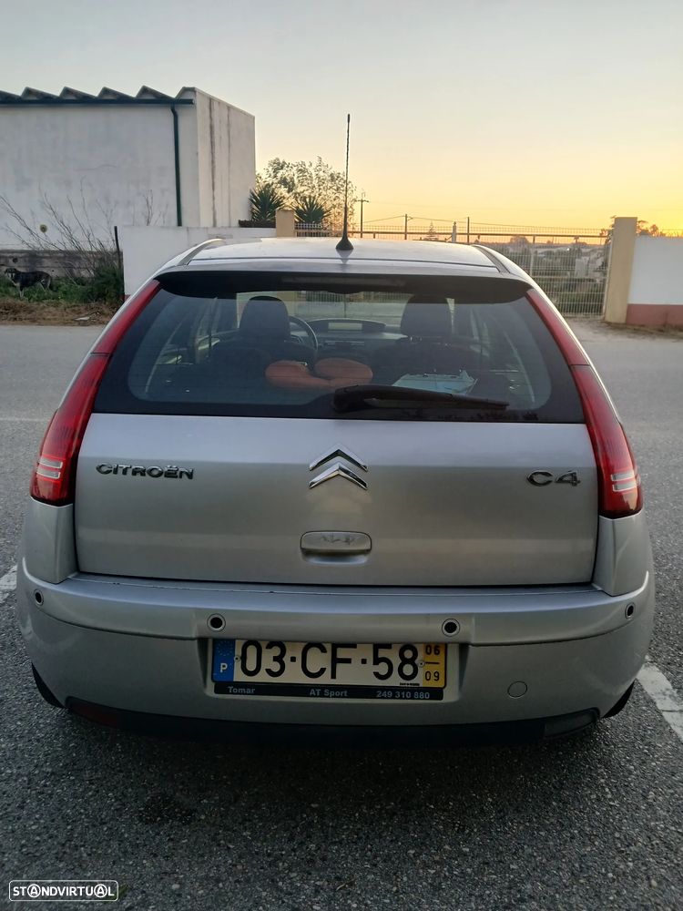 Citroën C4 - 4