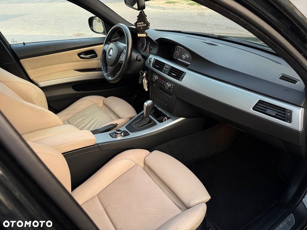 BMW Seria 3 320d DPF - 8
