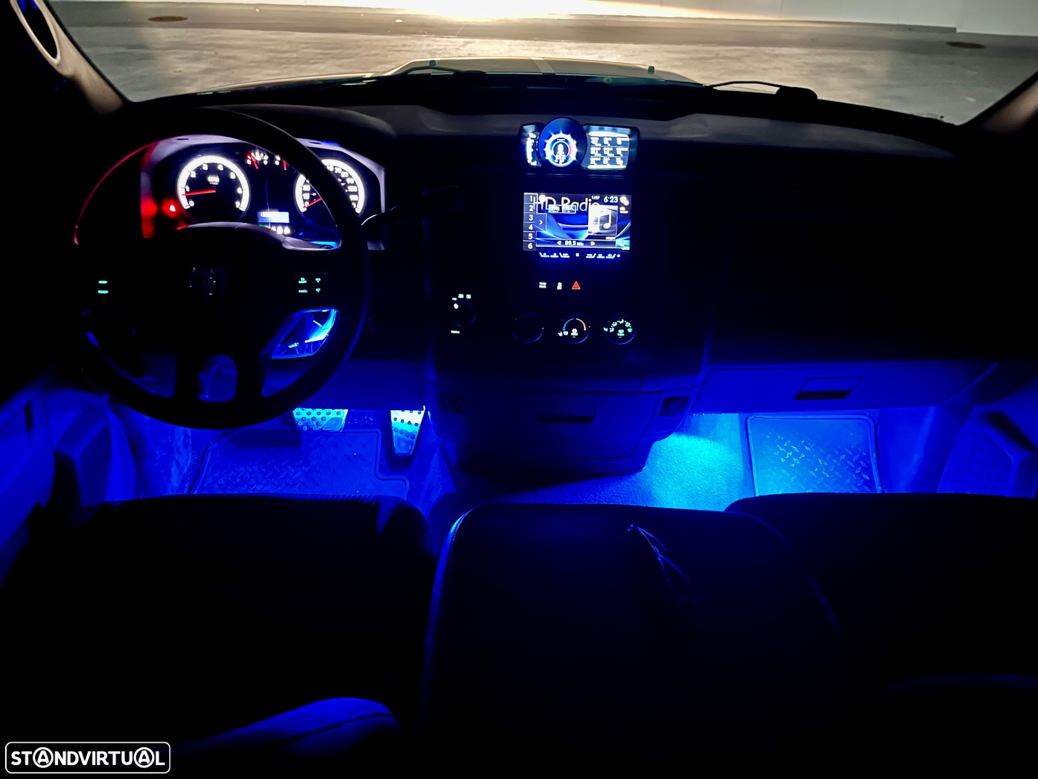 Dodge RAM - 29