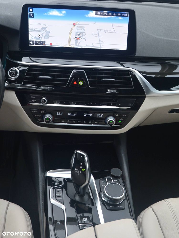 BMW Seria 5 530i - 9