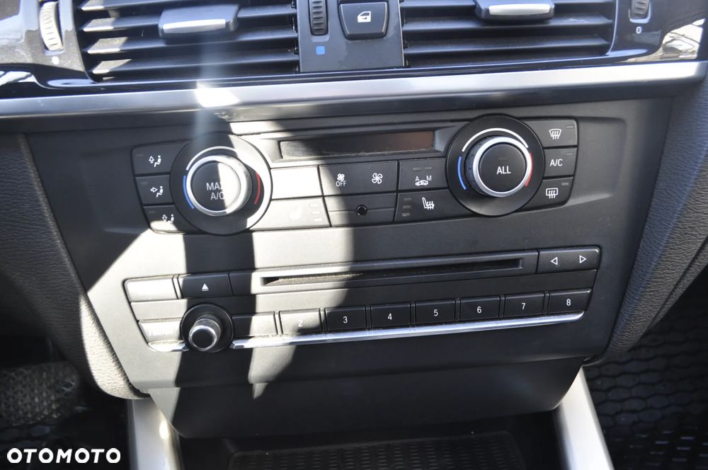 BMW X3 xDrive20i - 20