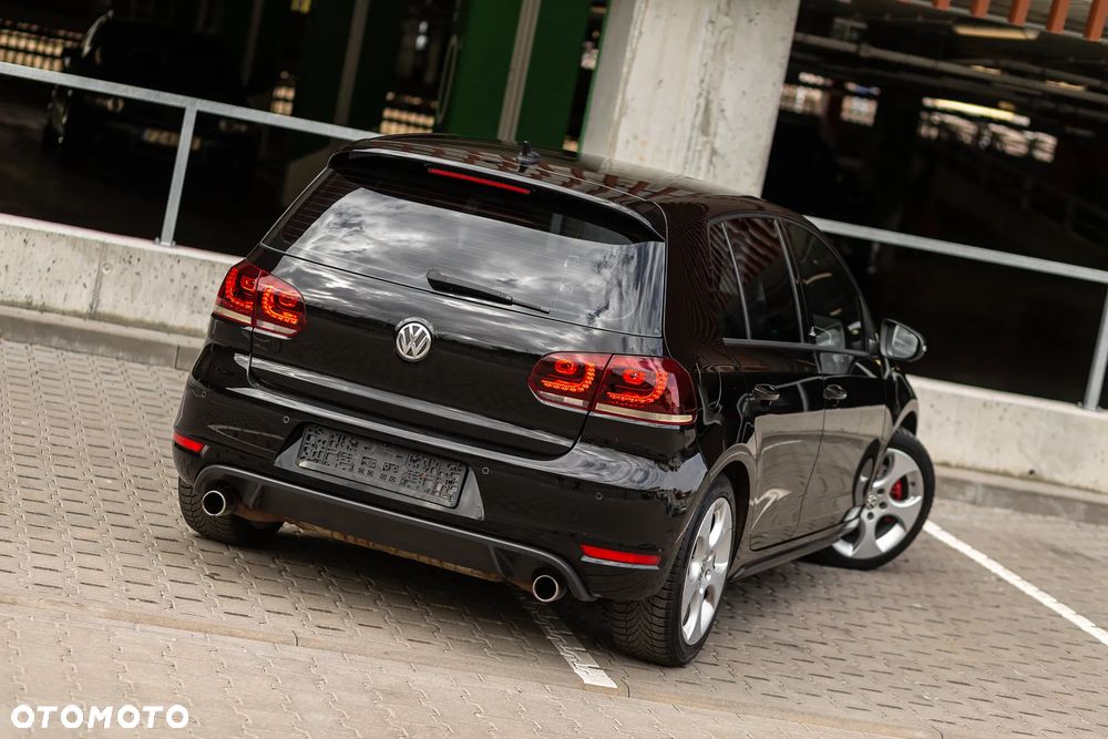 Volkswagen Golf 2.0 TSI GTI - 19