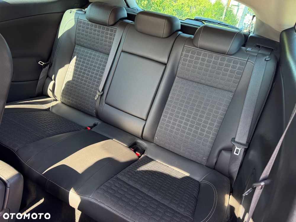 Opel Astra 1.6 Turbo Innovation - 20