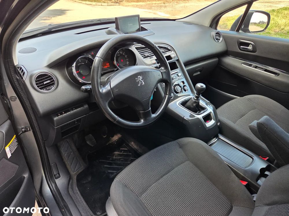 Peugeot 5008 HDI 115 Active - 5