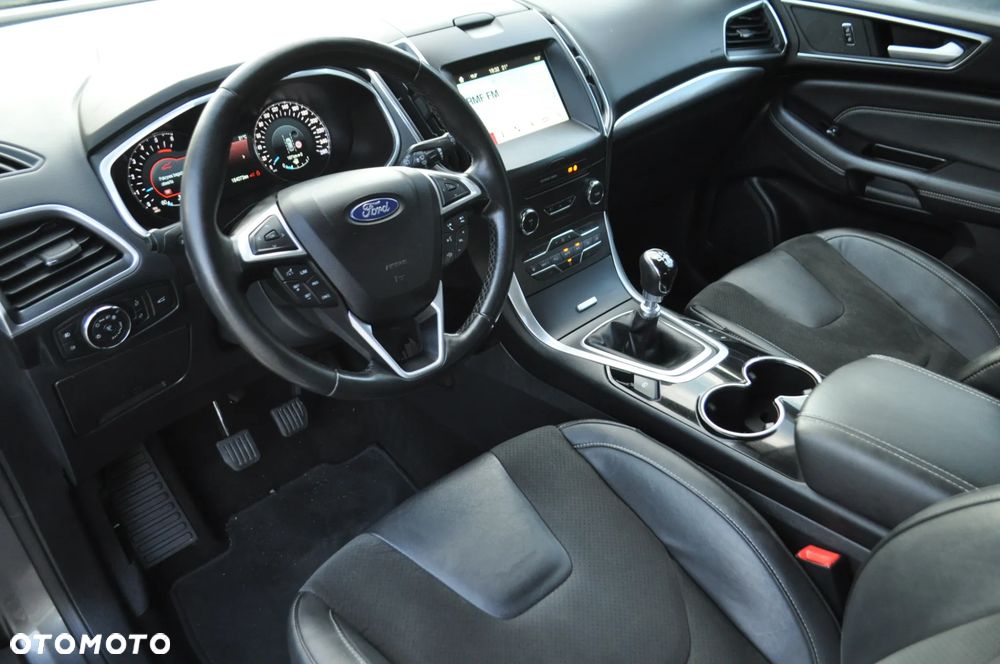 Ford S-Max 2.0 TDCi Titanium - 21