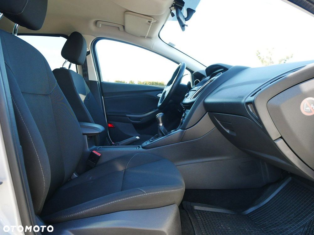 Ford Focus - 29