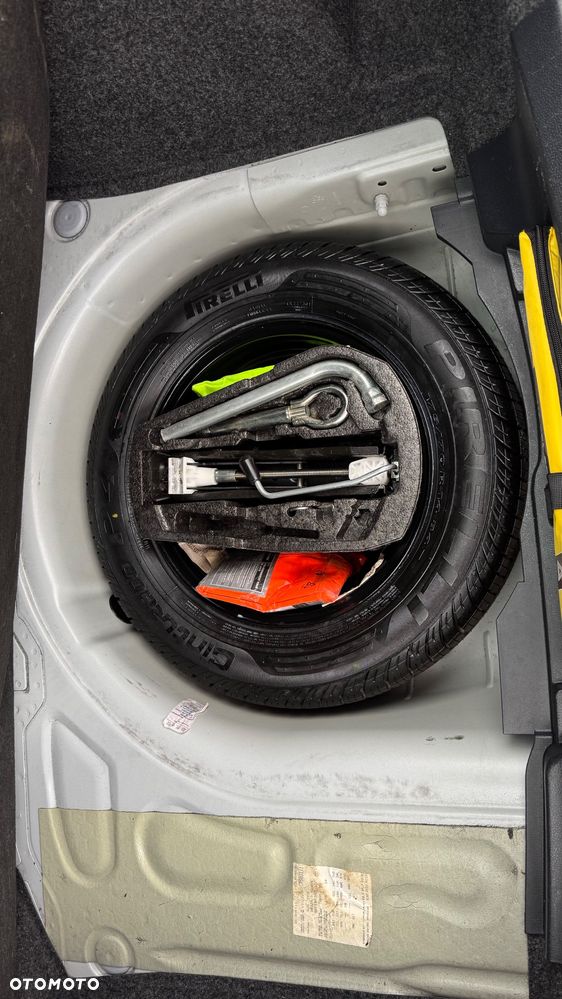 Seat Ibiza 1.4 16V Reference - 32