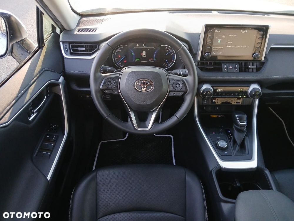 Toyota RAV4 - 21