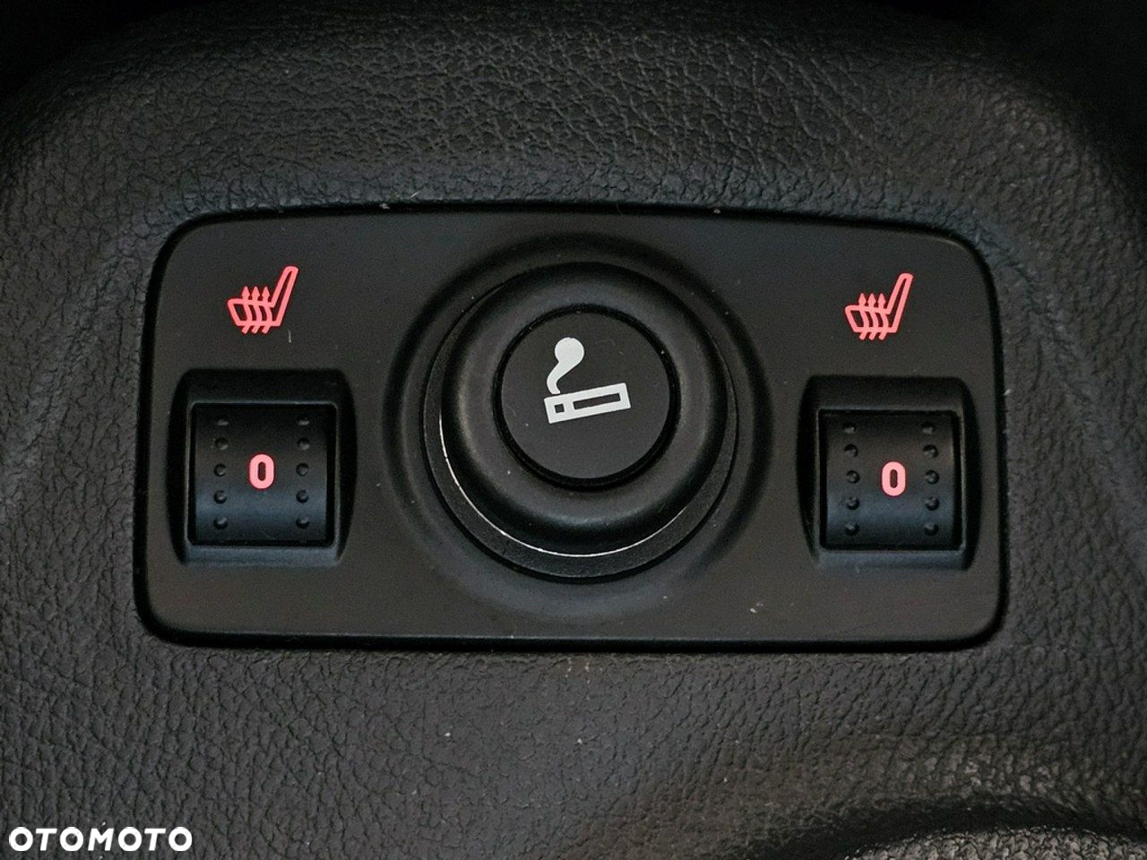 Ford Tourneo Connect Grand - 22