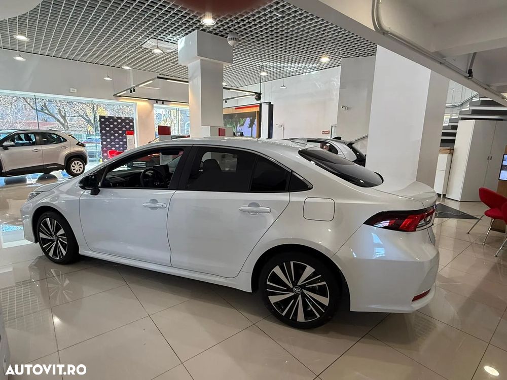 Toyota Corolla Sedan 1.8 HSD Dynamic - 2