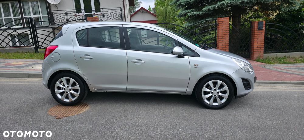Opel Corsa 1.2 16V Navi - 17