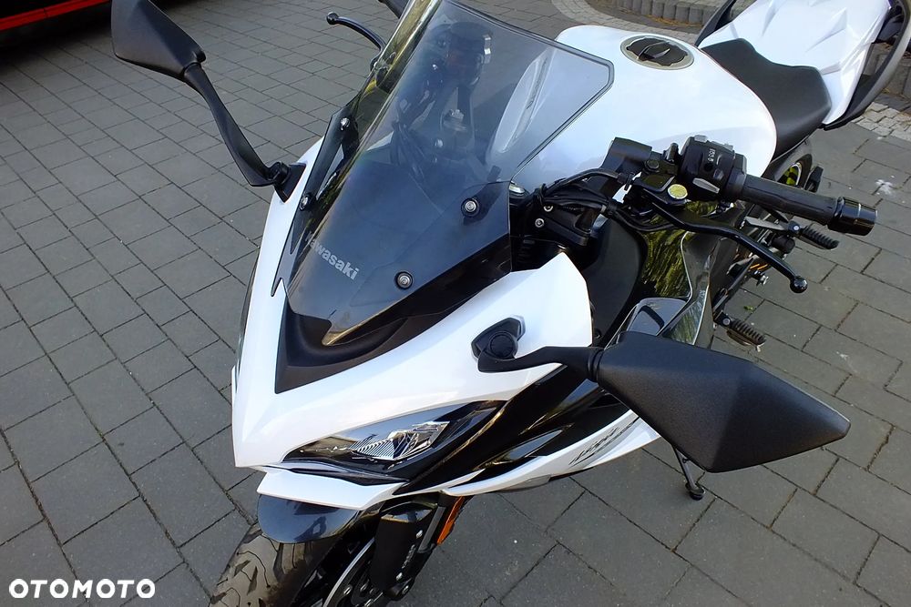 Kawasaki Ninja 1000 SX - 4