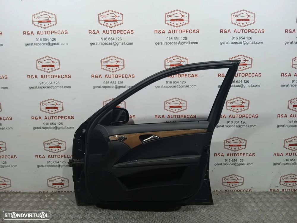 Porta Frente Frontal Direita Mercedes Class E W211 Original - 4