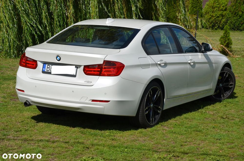 BMW Seria 3 316d Luxury Line - 9